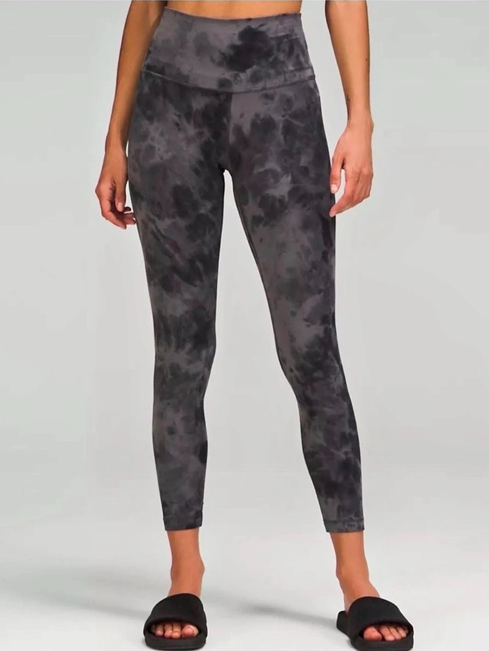lululemon Tie-Dye Leggings in Black & Gray Like New
